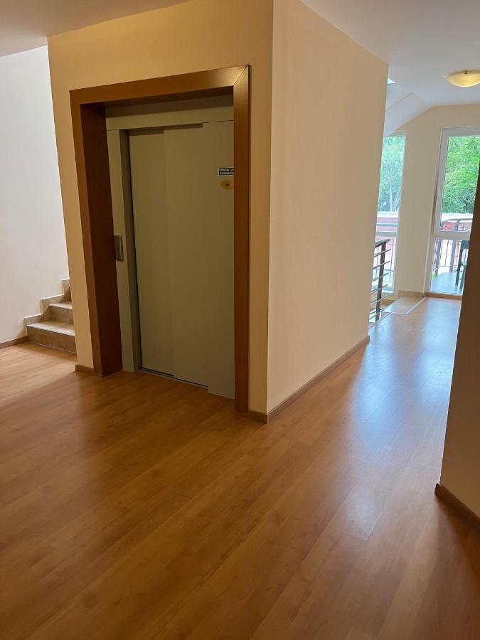 Brookforest Apartman Hajduszoboszlo Luaran gambar
