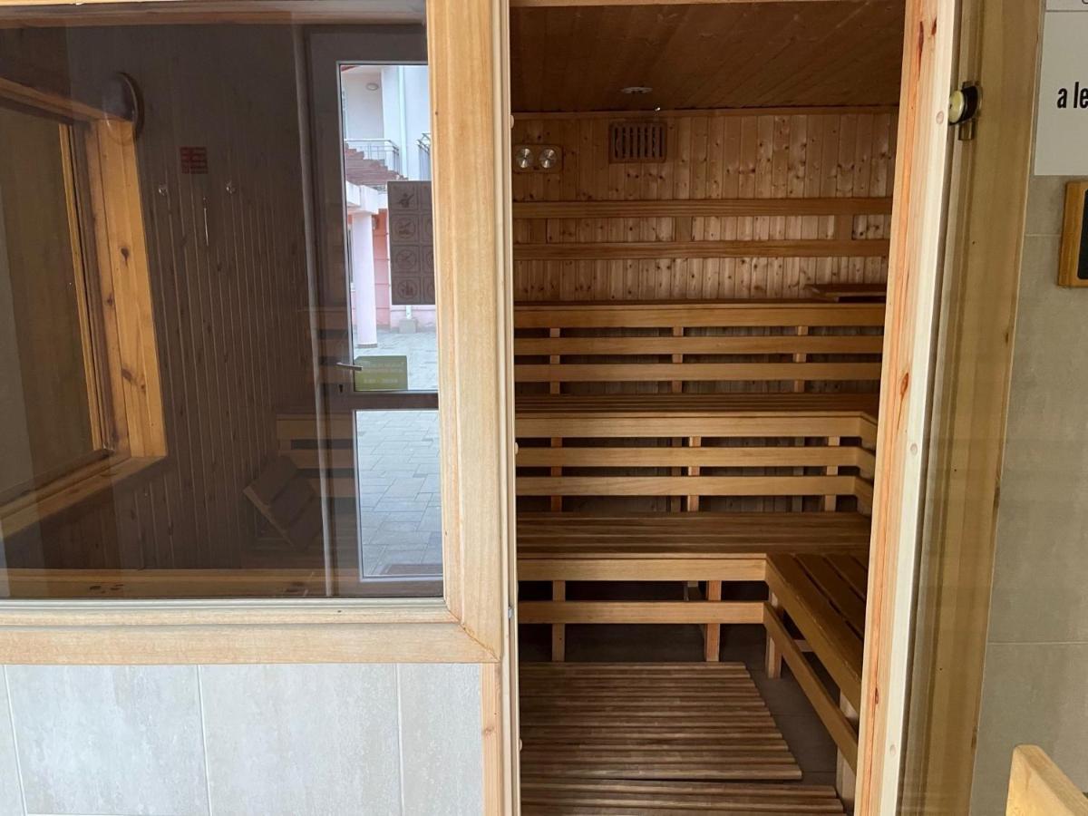 Brookforest Apartman Hajduszoboszlo Luaran gambar
